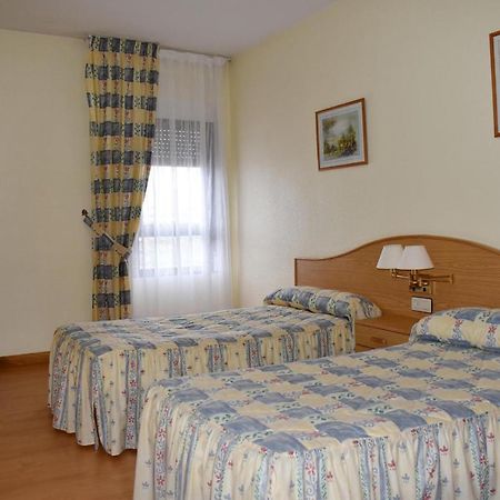 Hotel Ria De Vigo "Tierra De Campos" Becilla de Valderaduey Εξωτερικό φωτογραφία