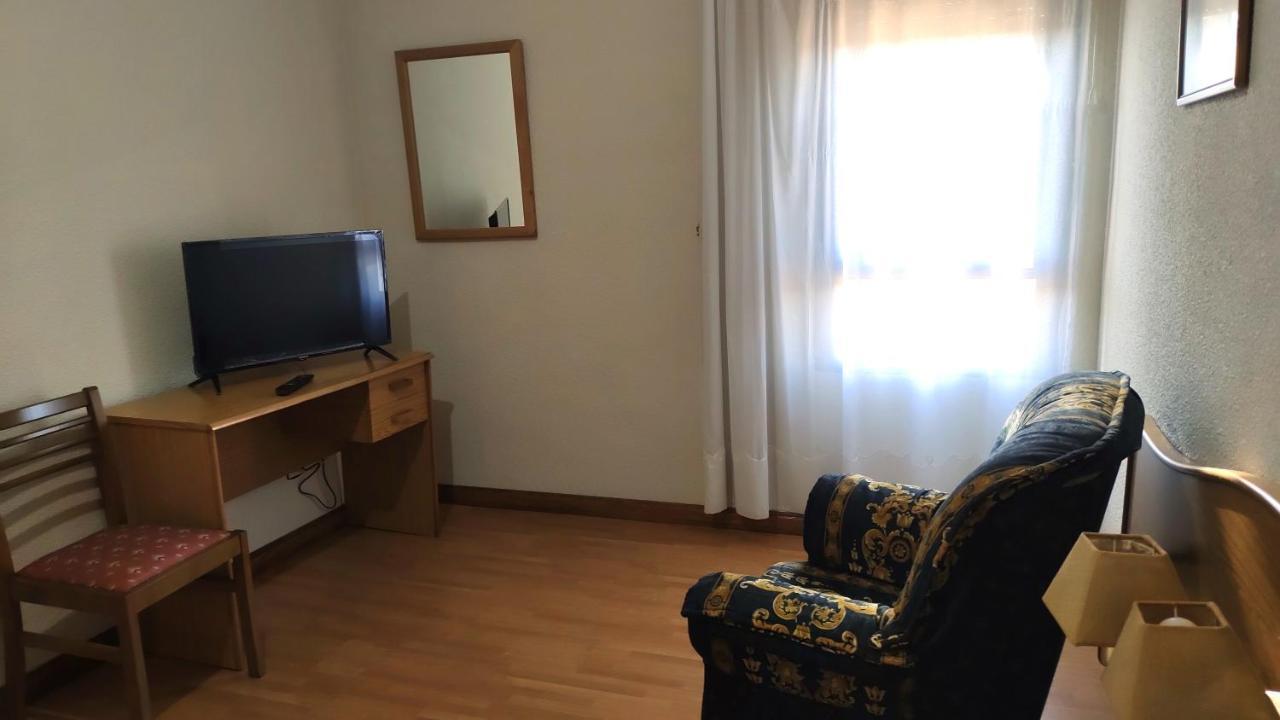 Hotel Ria De Vigo "Tierra De Campos" Becilla de Valderaduey Εξωτερικό φωτογραφία